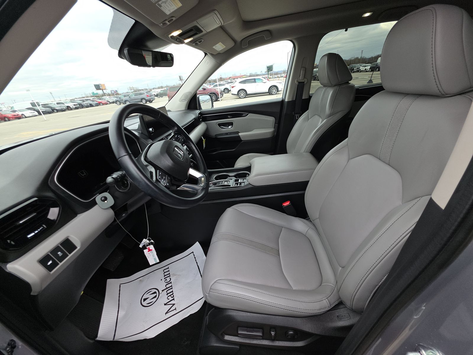 2023 Honda Pilot Touring AWD