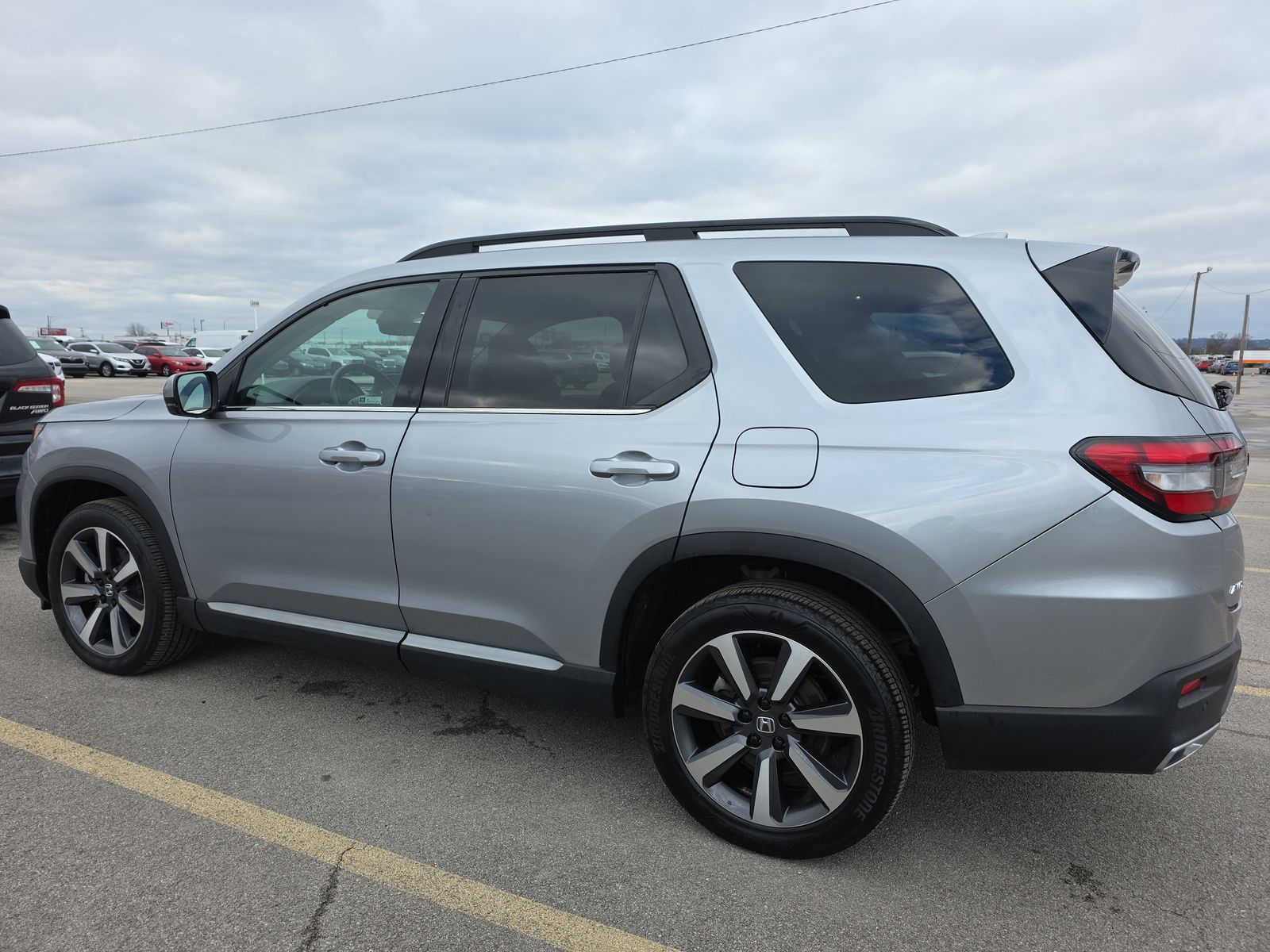 2023 Honda Pilot Touring AWD