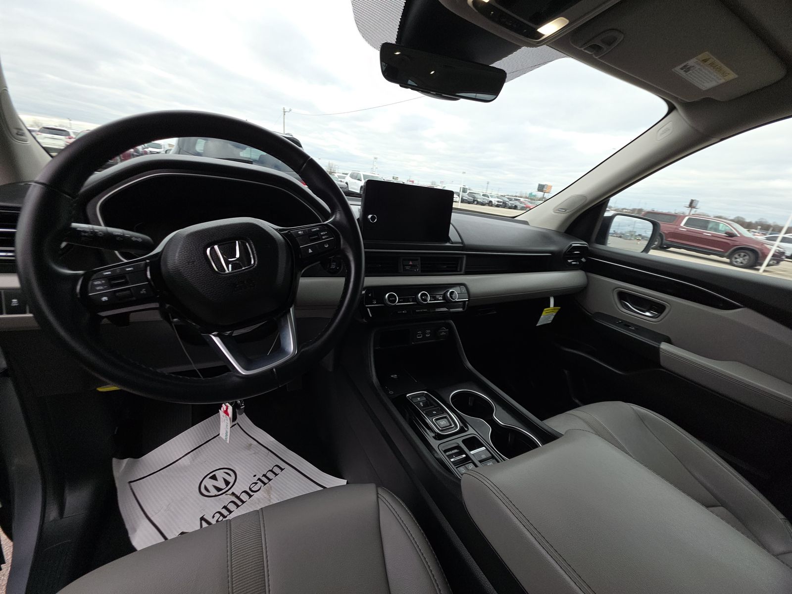 2023 Honda Pilot Touring AWD