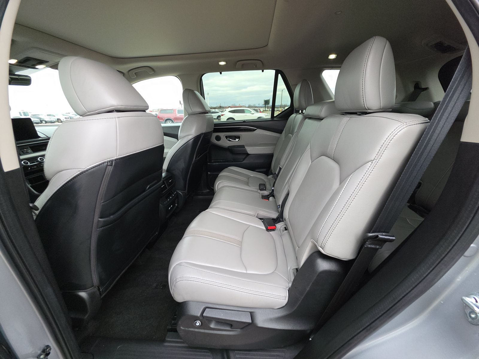 2023 Honda Pilot Touring AWD