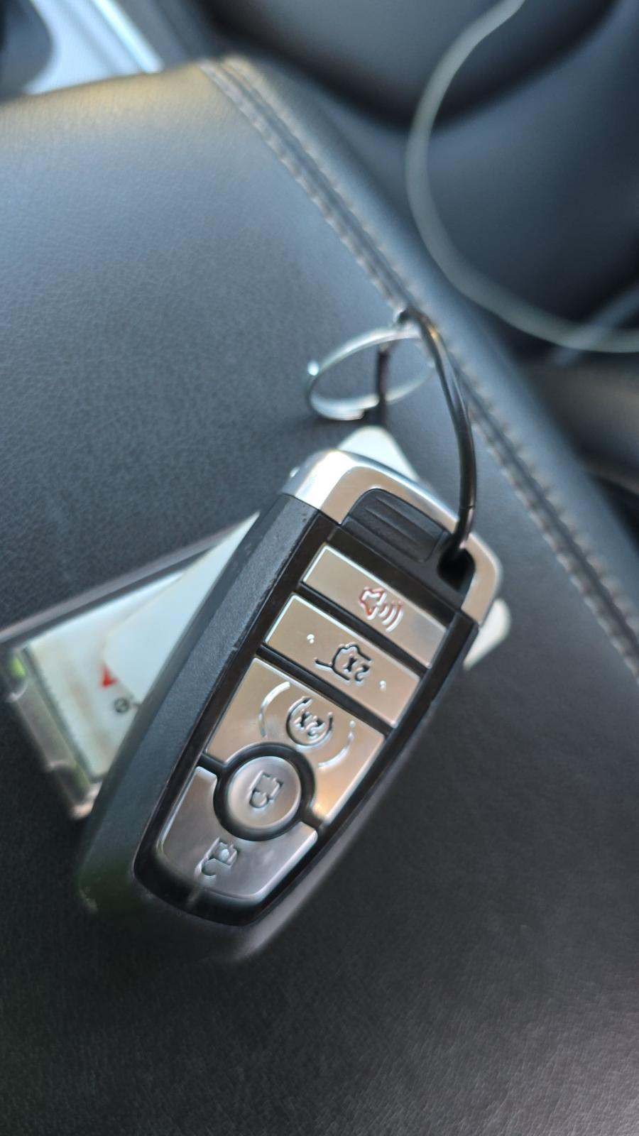 2024 Ford Edge Titanium AWD