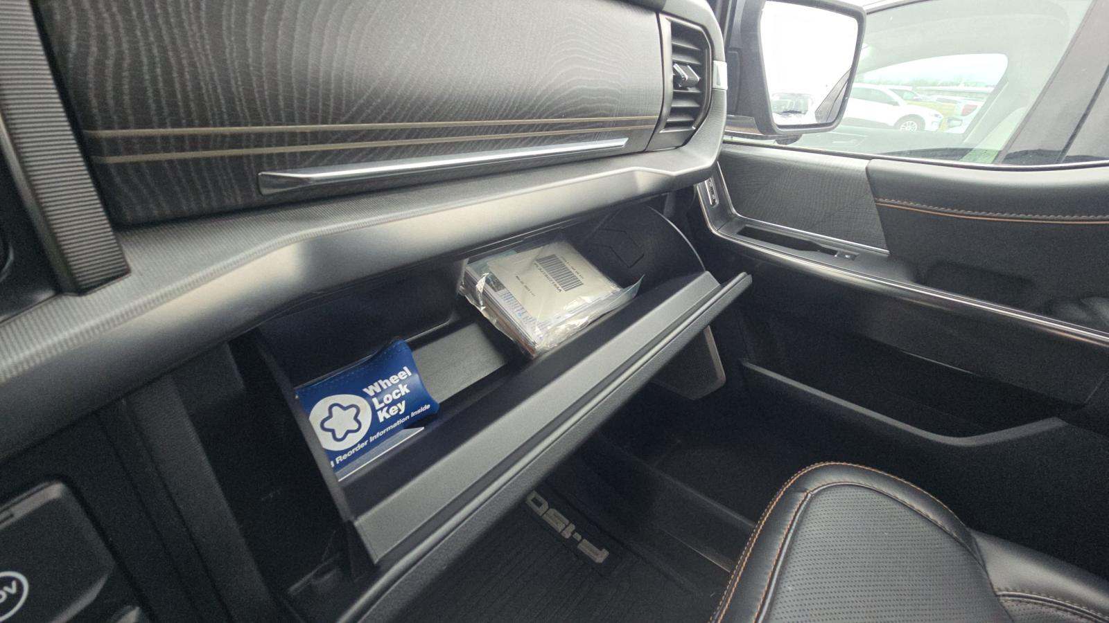 2023 Ford F-150 Hybrid Platinum AWD