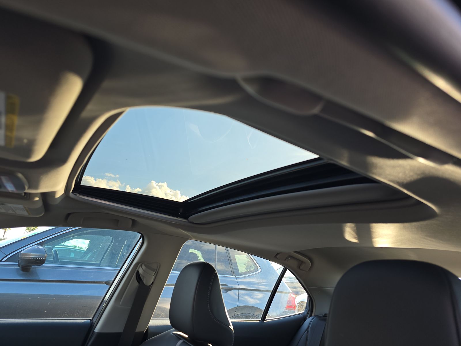 2023 Toyota Camry Hybrid XSE FWD