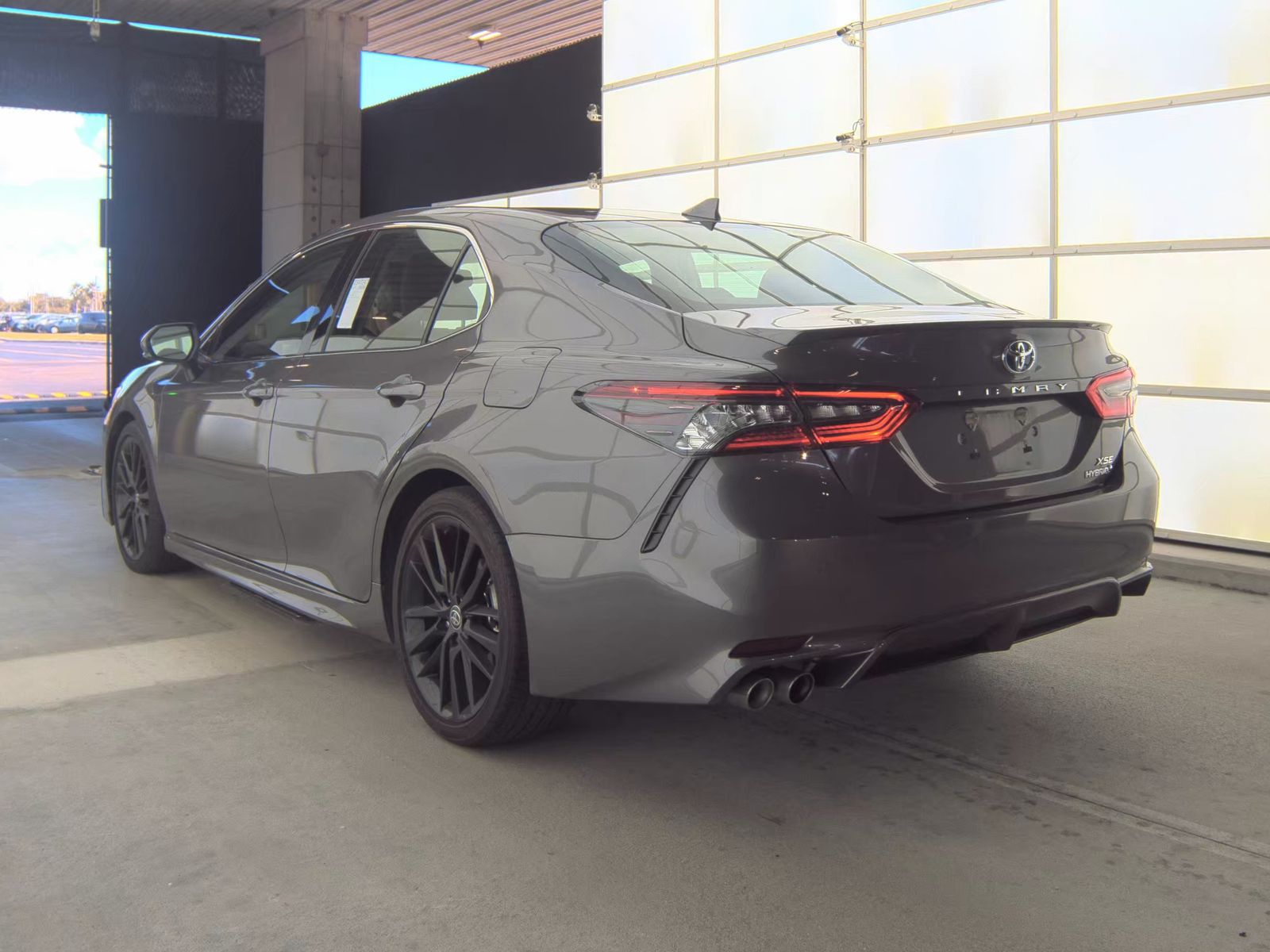 2023 Toyota Camry Hybrid XSE FWD