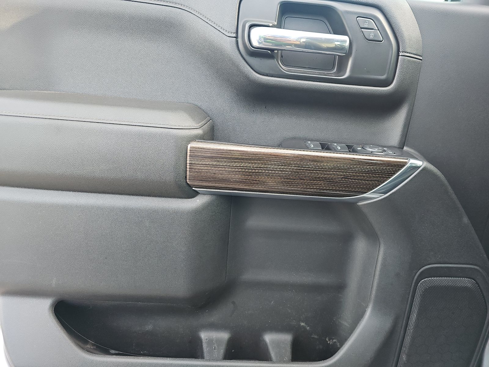 2020 Chevrolet Silverado 1500 LT RWD