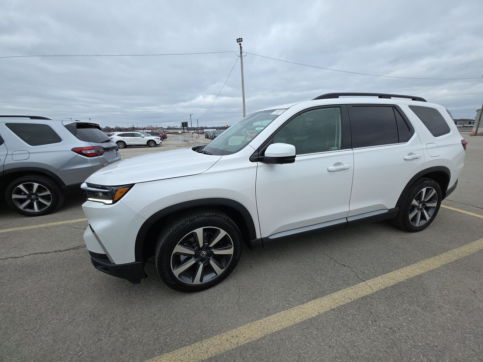 2023 Honda Pilot Elite AWD