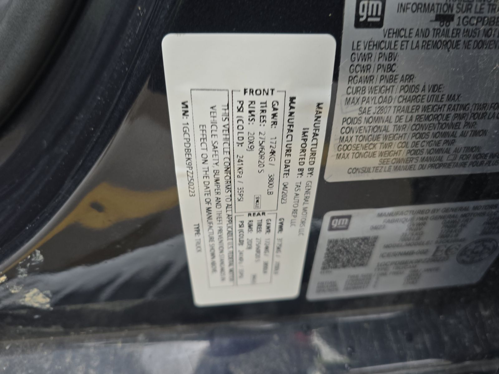 2023 Chevrolet Silverado 1500 Custom AWD