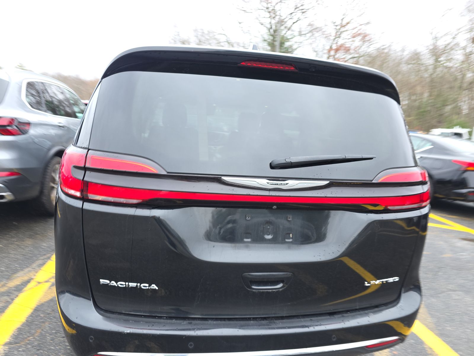 2022 Chrysler Pacifica Limited FWD