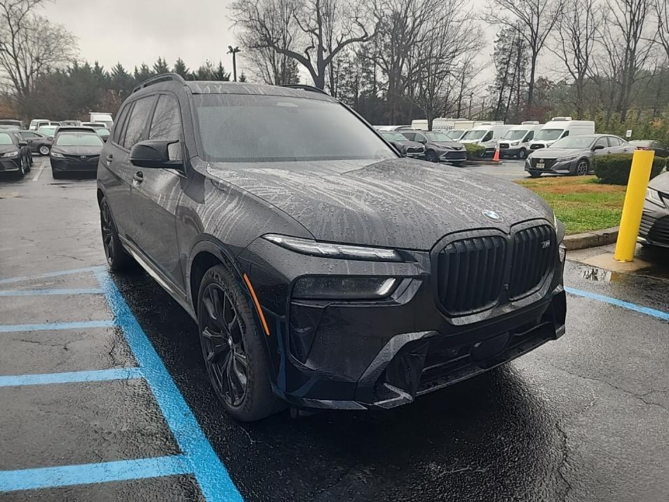 2025 BMW X7 M60i AWD