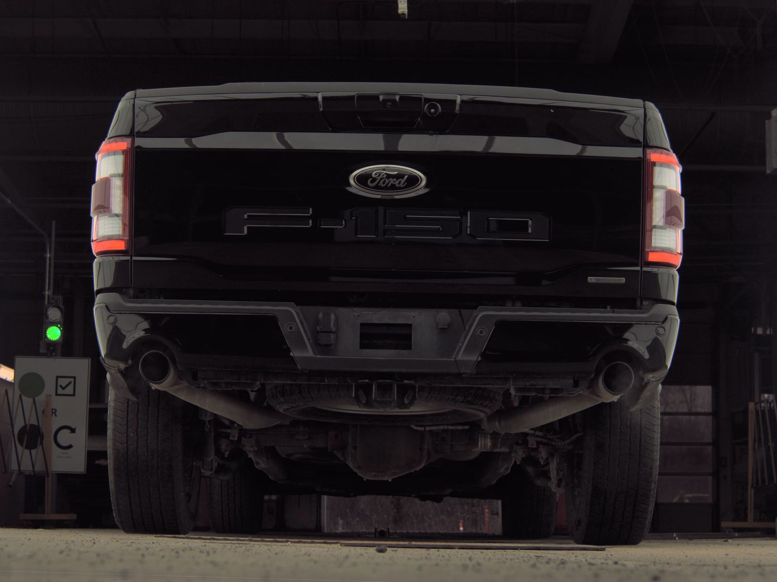 2023 Ford F-150 Lariat AWD