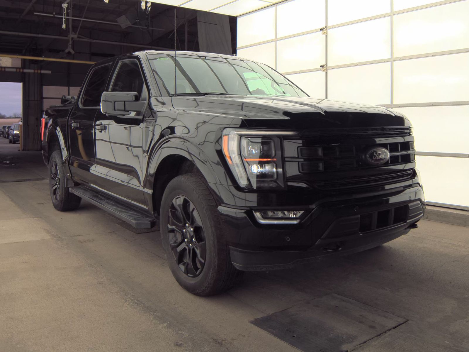 2023 Ford F-150 Lariat AWD