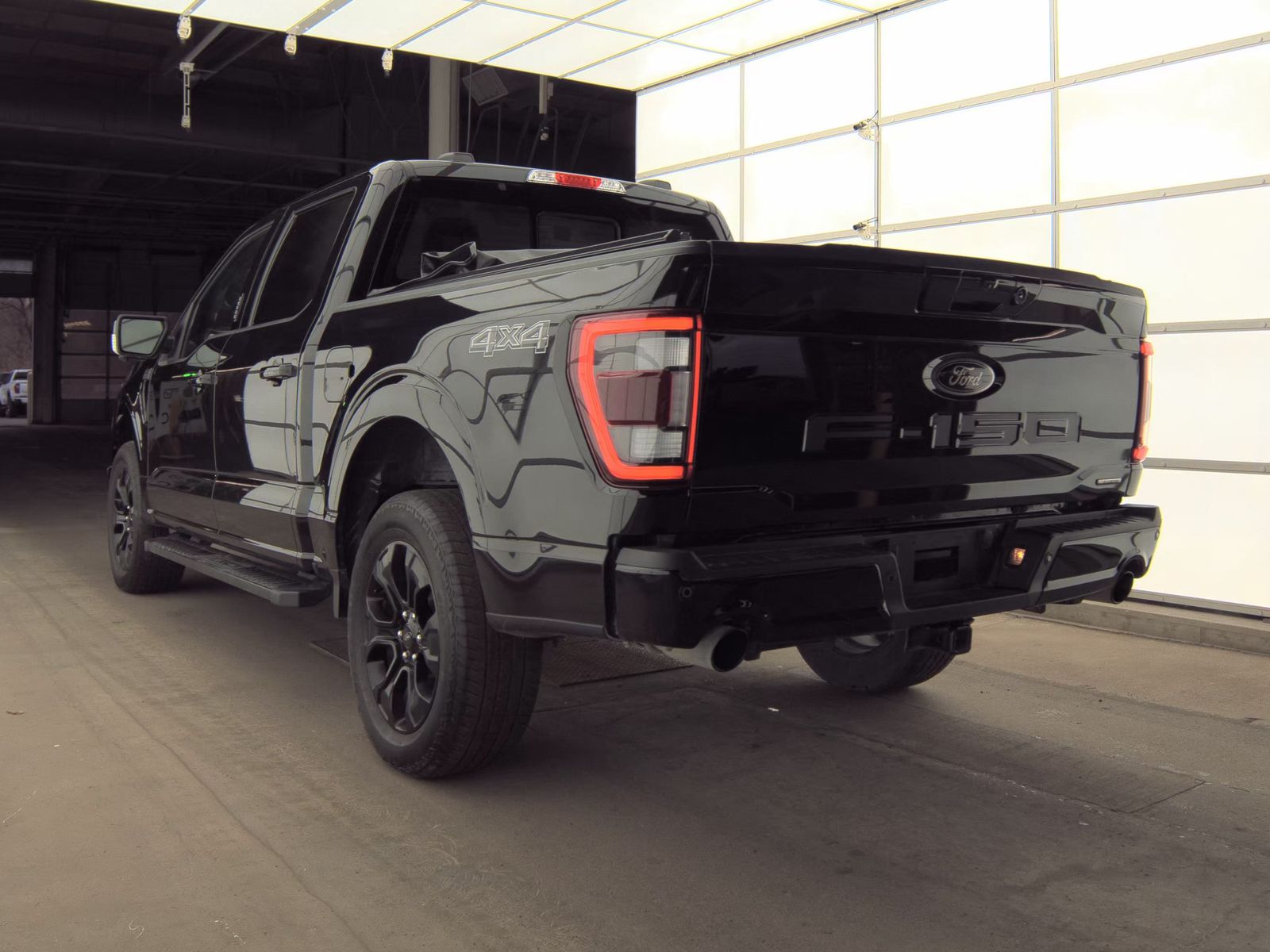 2023 Ford F-150 Lariat AWD