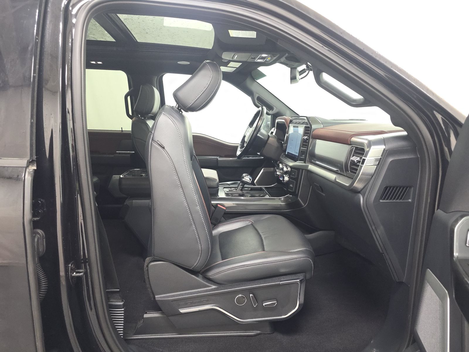 2023 Ford F-150 Lariat AWD