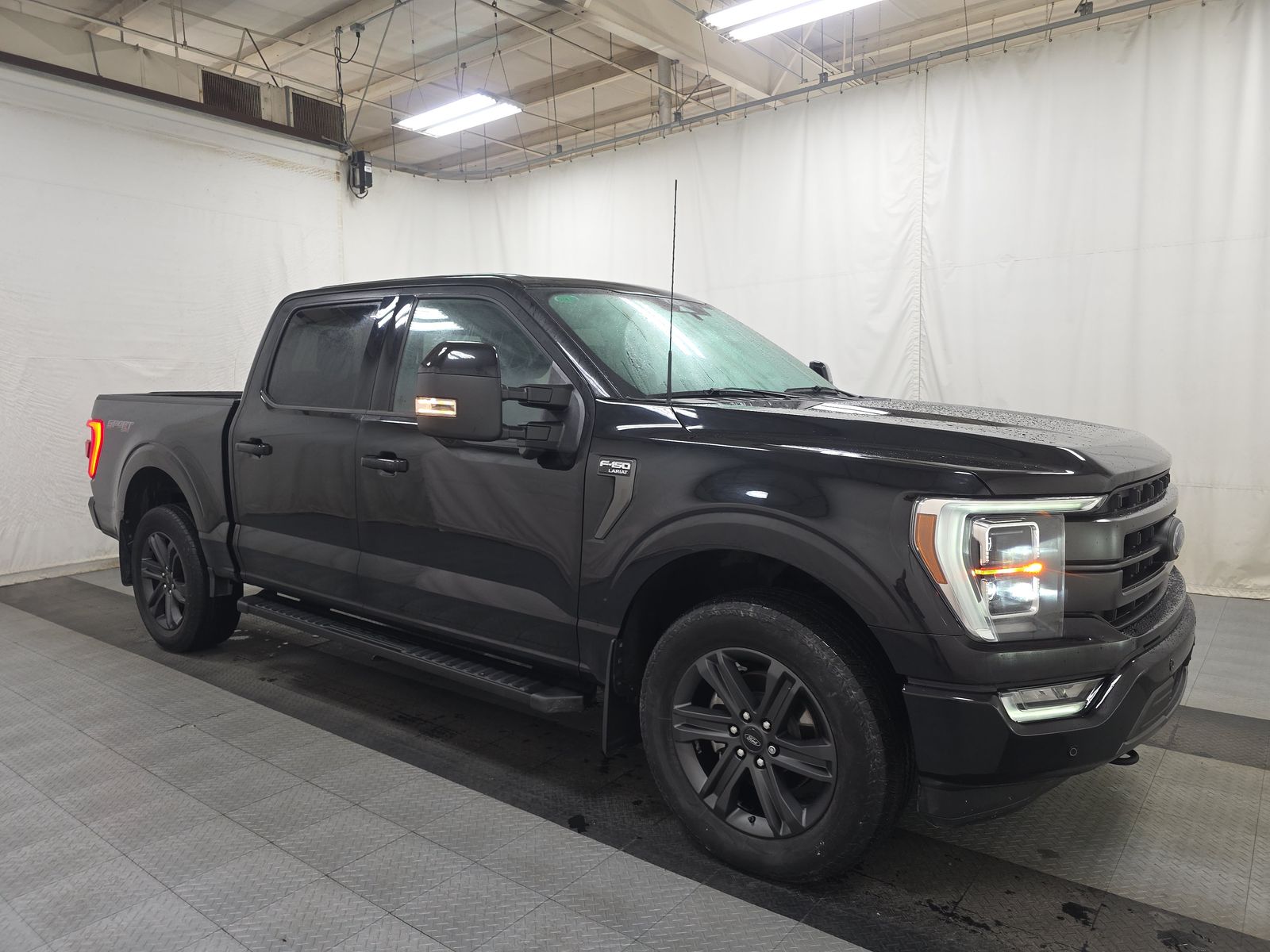 2023 Ford F-150 Lariat AWD