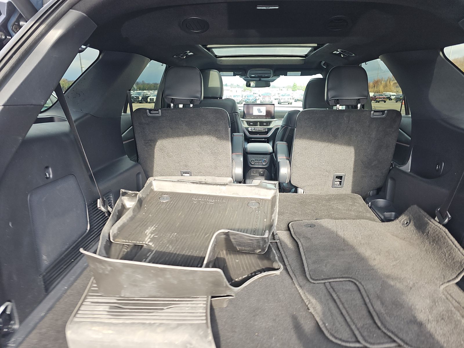 2025 Ford Explorer ST-Line AWD