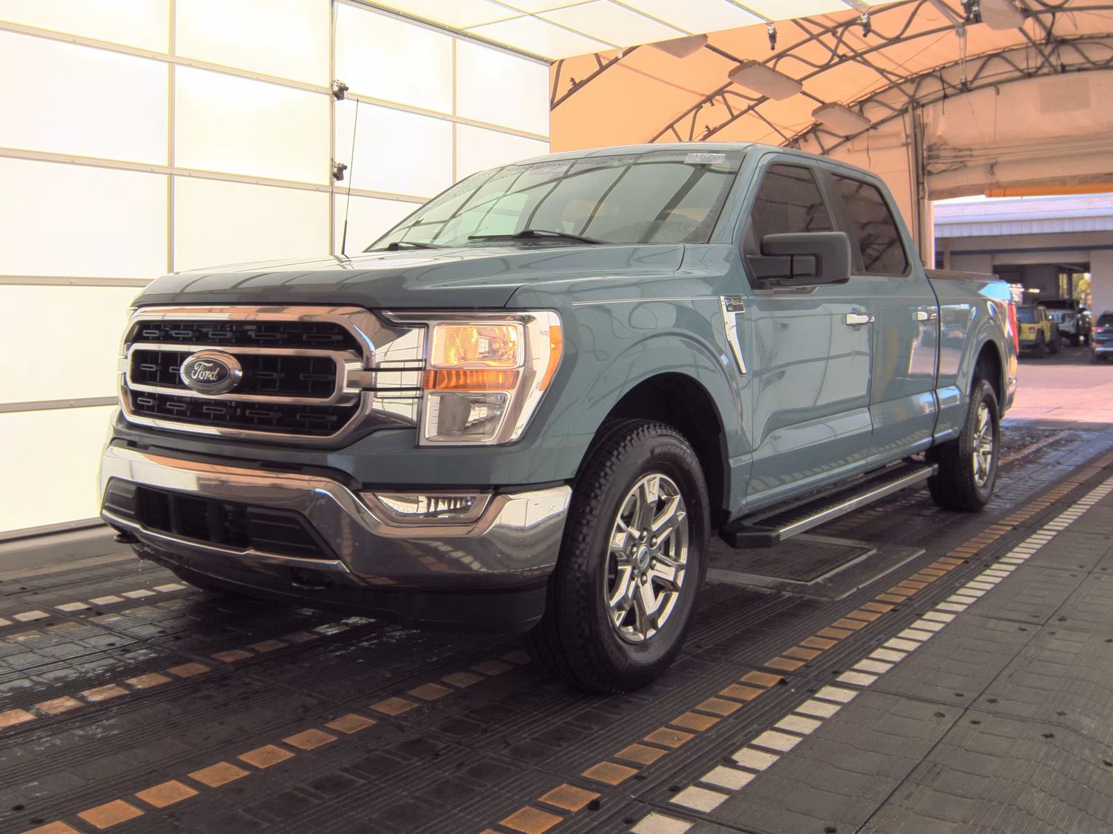2023 Ford F-150 XLT AWD
