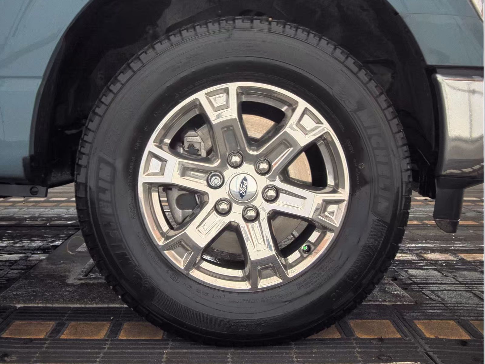 2023 Ford F-150 XLT AWD