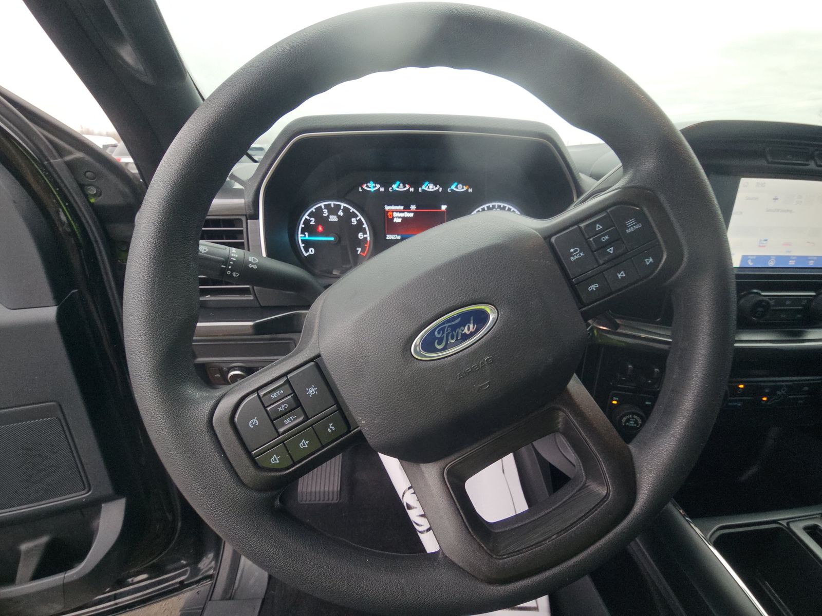 2023 Ford F-150 XL AWD