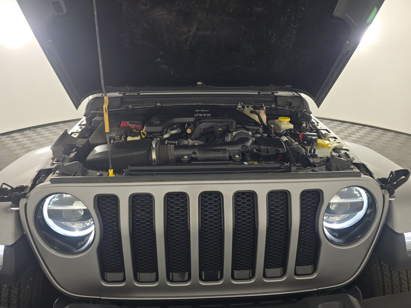 2020 Jeep Wrangler Unlimited Sahara Altitude Edition AWD