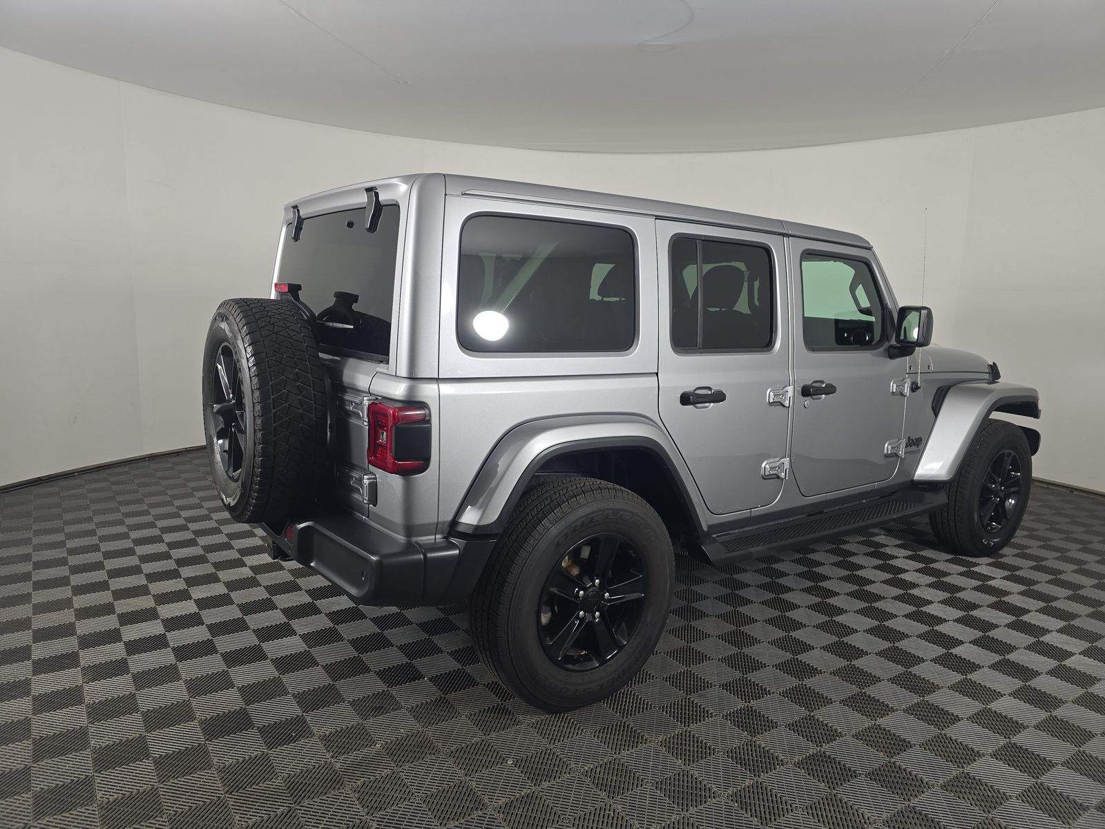 2020 Jeep Wrangler Unlimited Sahara Altitude Edition AWD