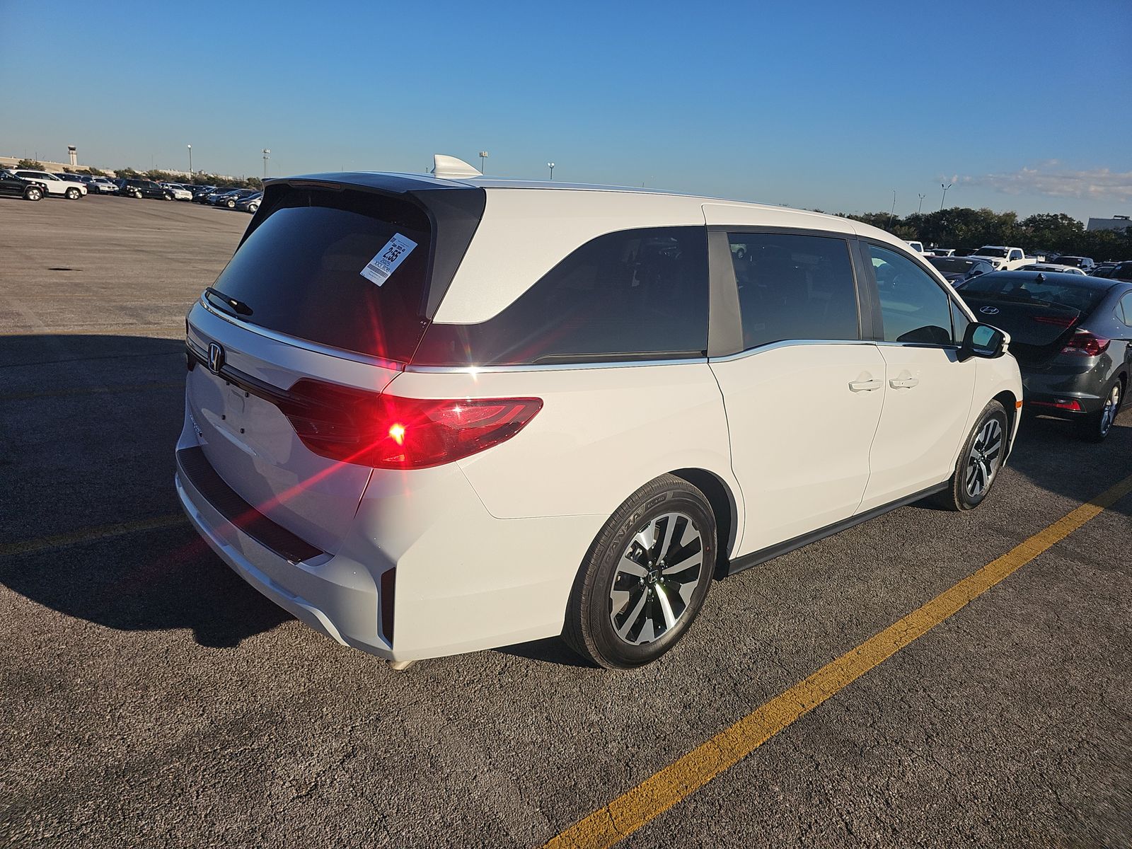 2025 Honda Odyssey EX-L FWD