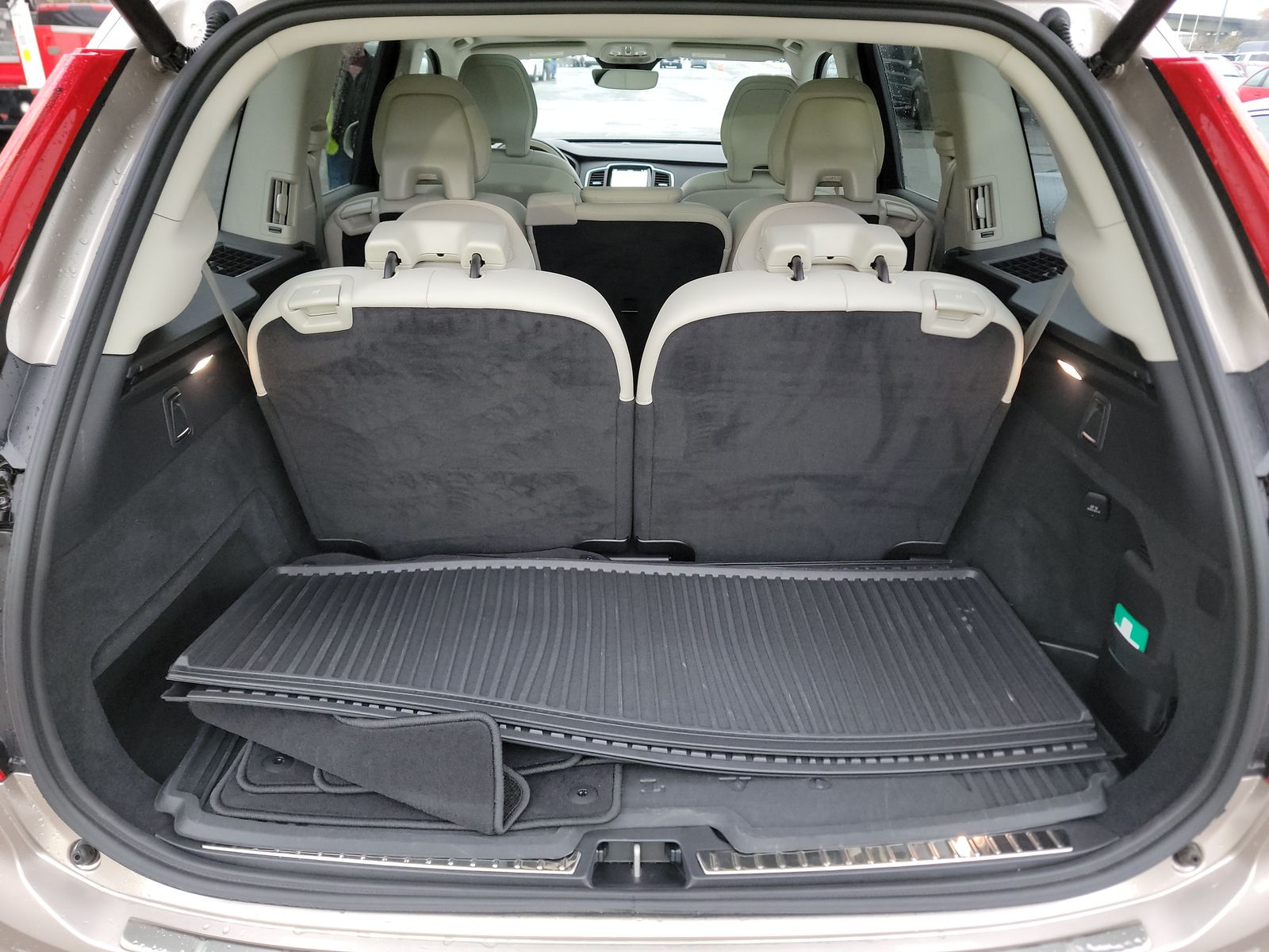 2024 Volvo XC90 B5 Core AWD