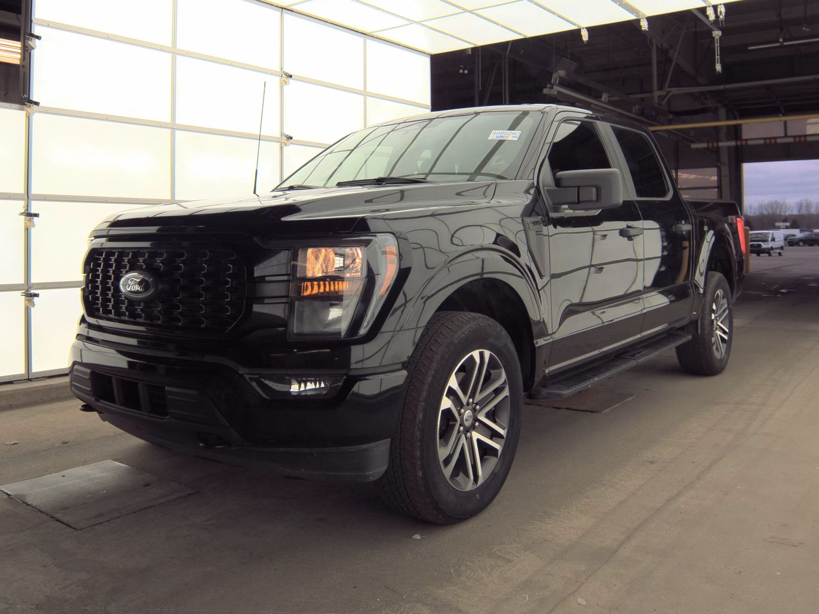 2023 Ford F-150 XL AWD