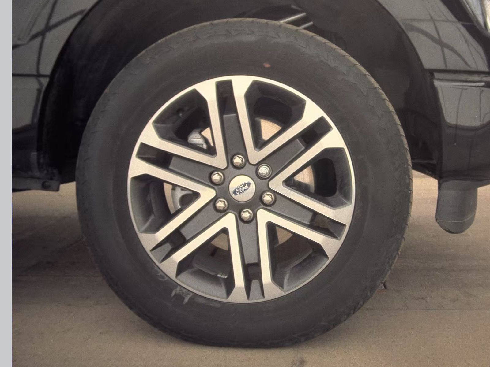 2023 Ford F-150 XL AWD