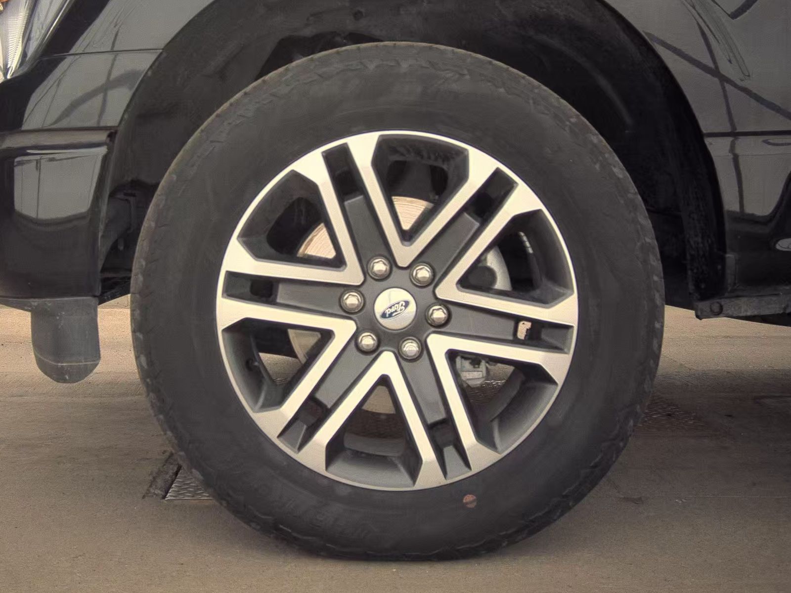 2023 Ford F-150 XL AWD