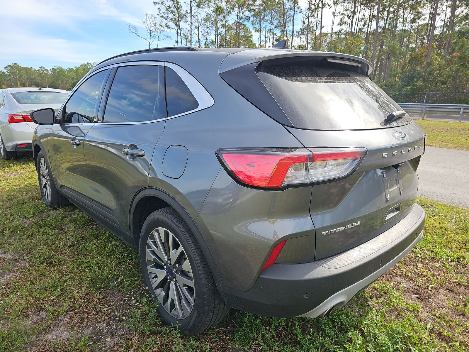 2022 Ford Escape Hybrid Titanium FWD