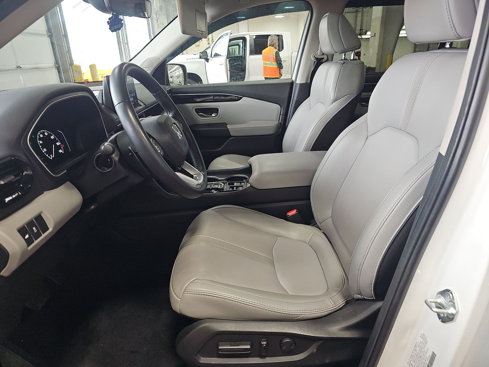 2025 Honda Pilot Touring AWD