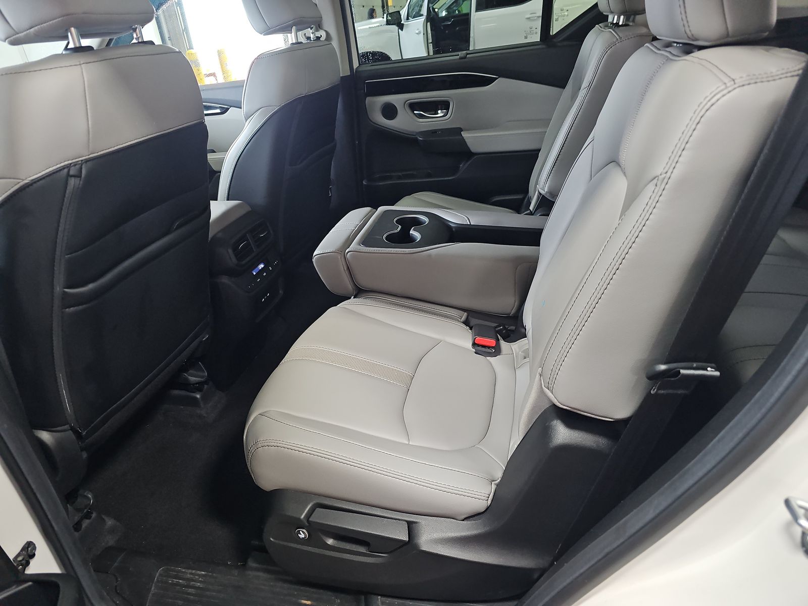 2025 Honda Pilot Touring AWD