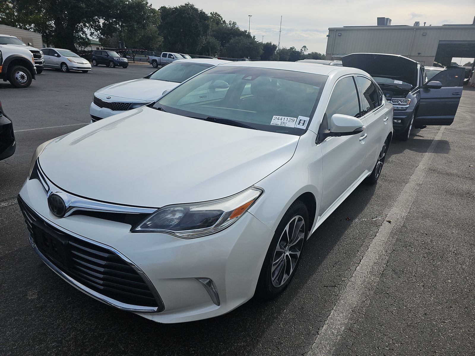 2018 Toyota Avalon XLE FWD