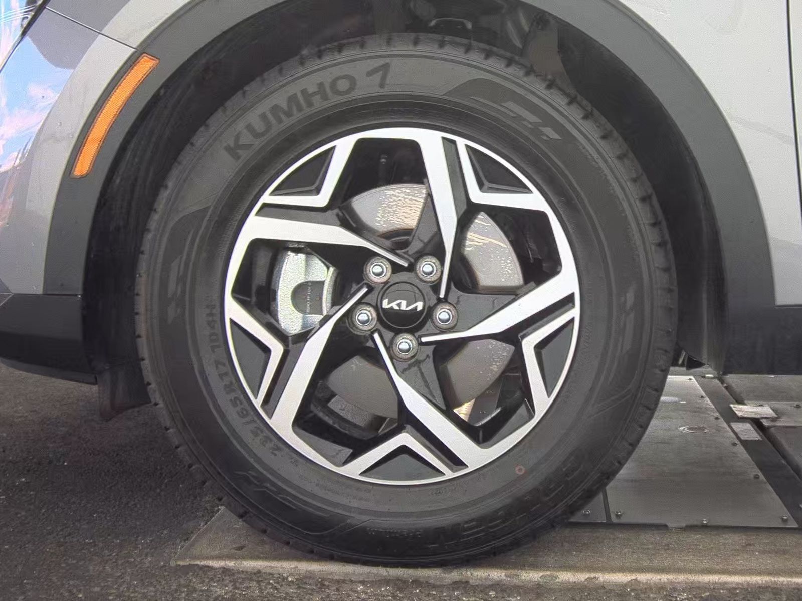 2025 Kia Sportage LX FWD