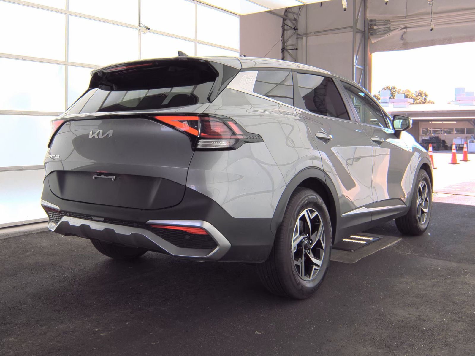 2025 Kia Sportage LX FWD