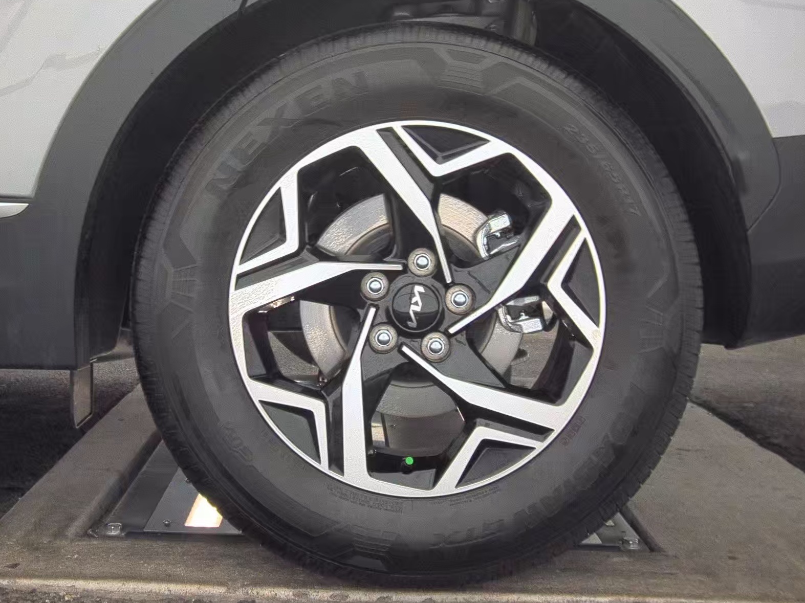 2025 Kia Sportage LX FWD