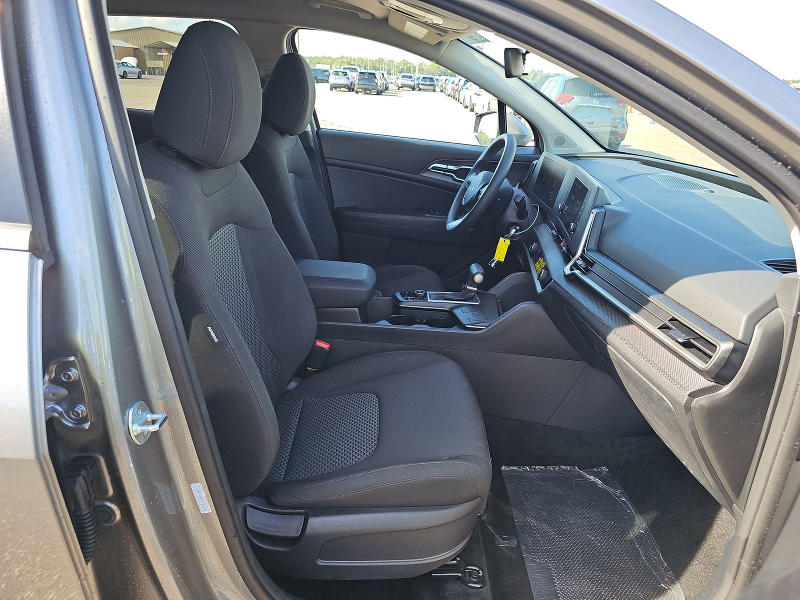 2025 Kia Sportage LX FWD