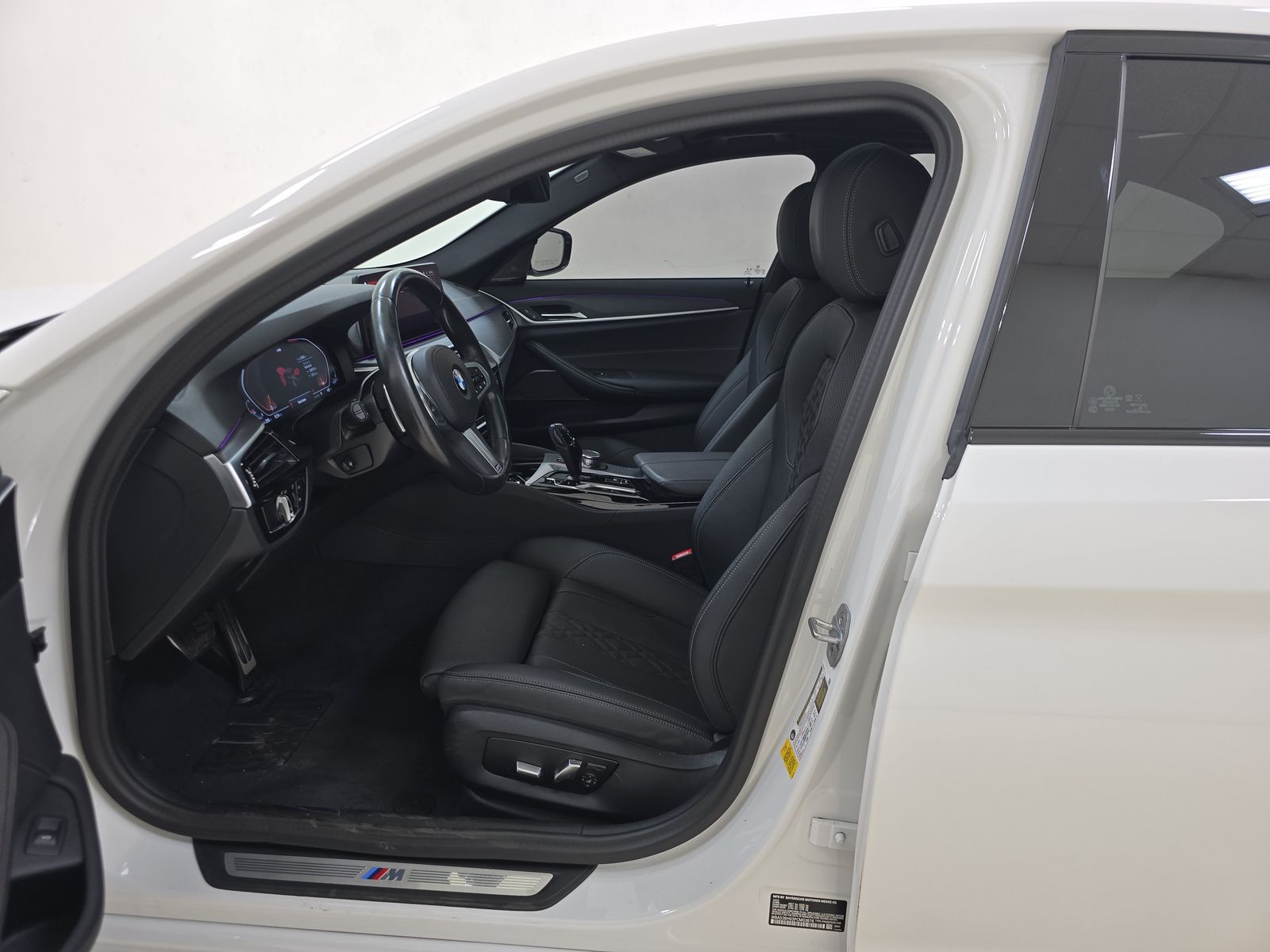 2023 BMW 5 Series 530i RWD