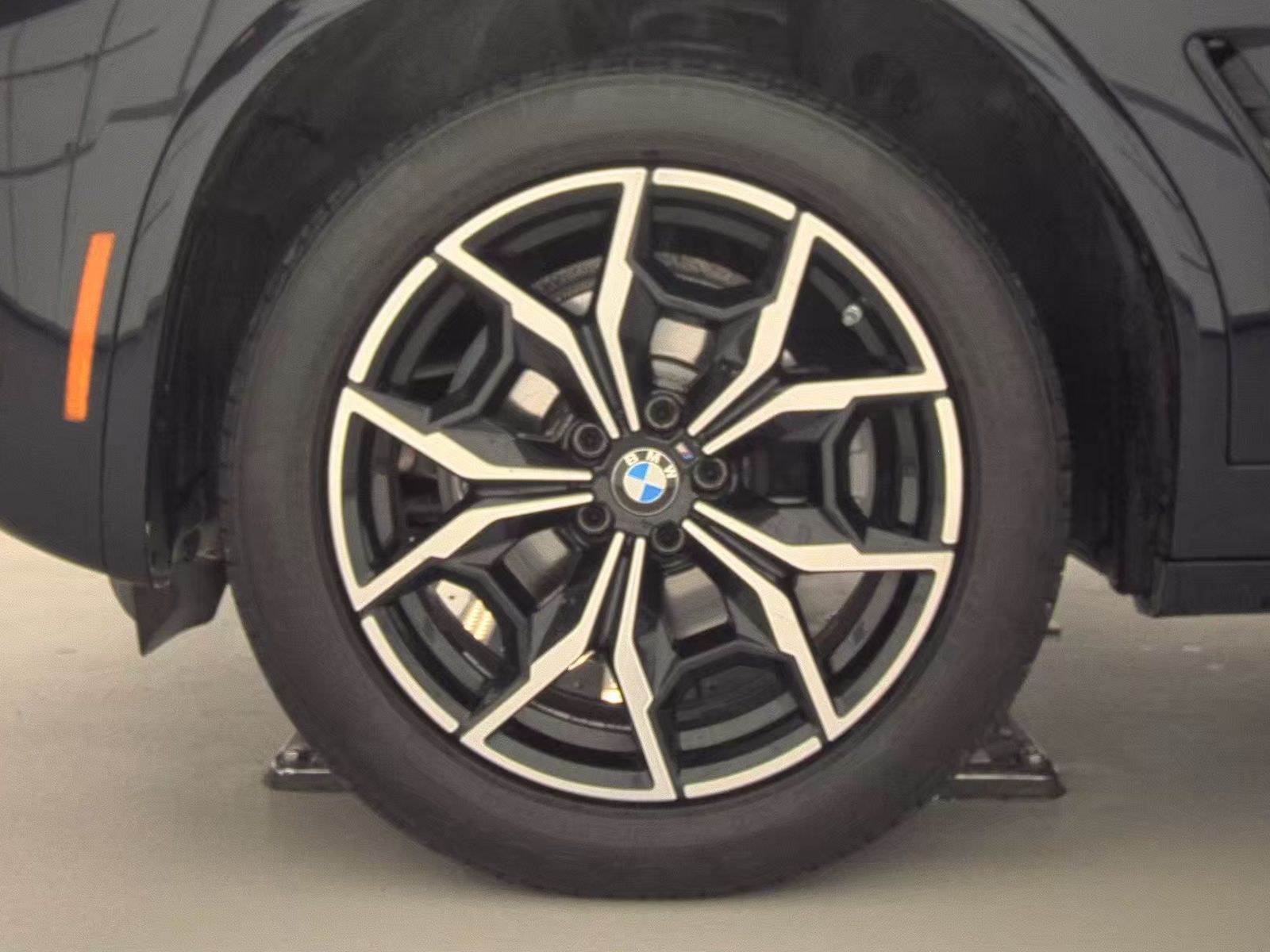 2023 BMW X4 xDrive30i AWD