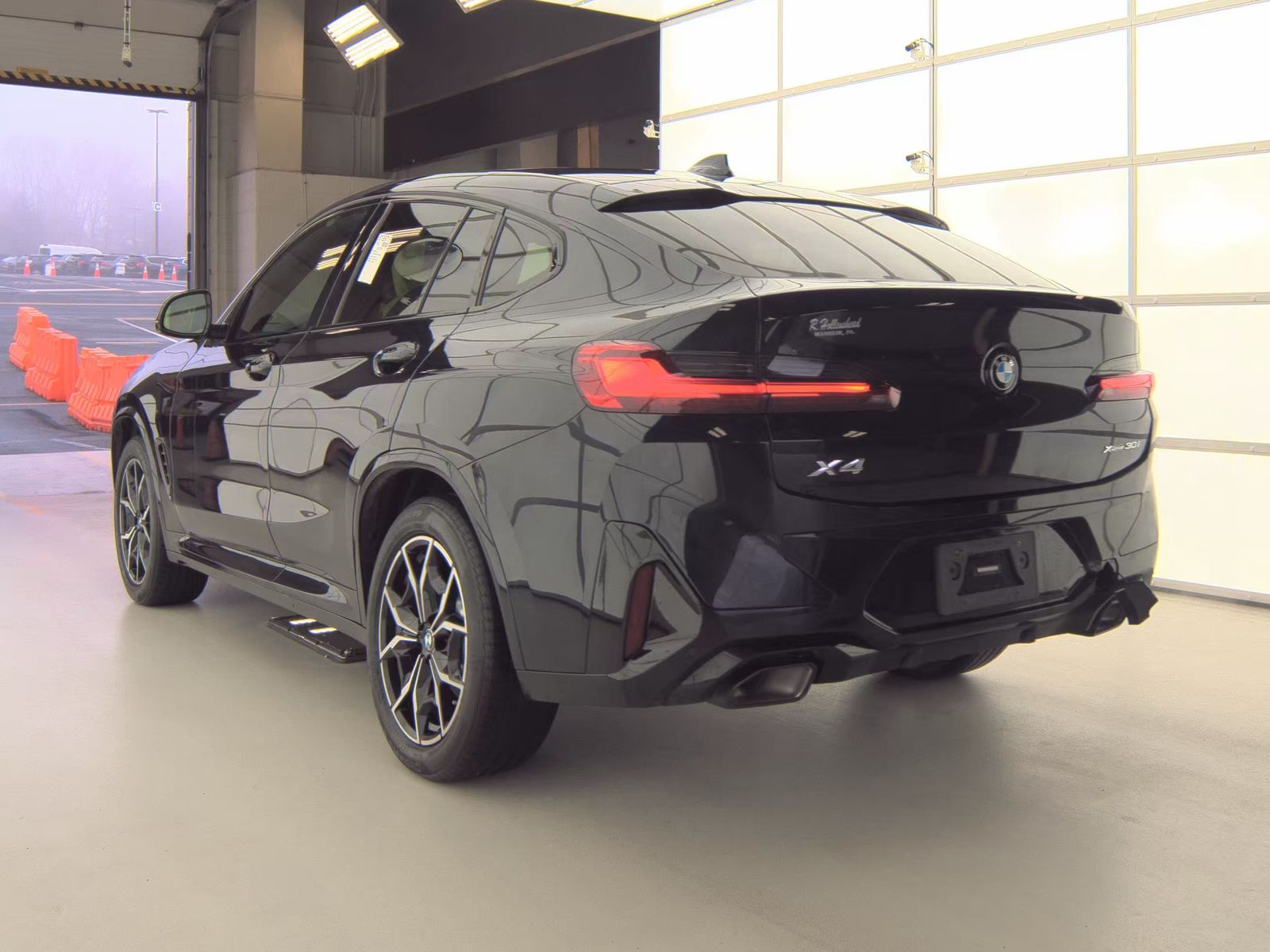 2023 BMW X4 xDrive30i AWD