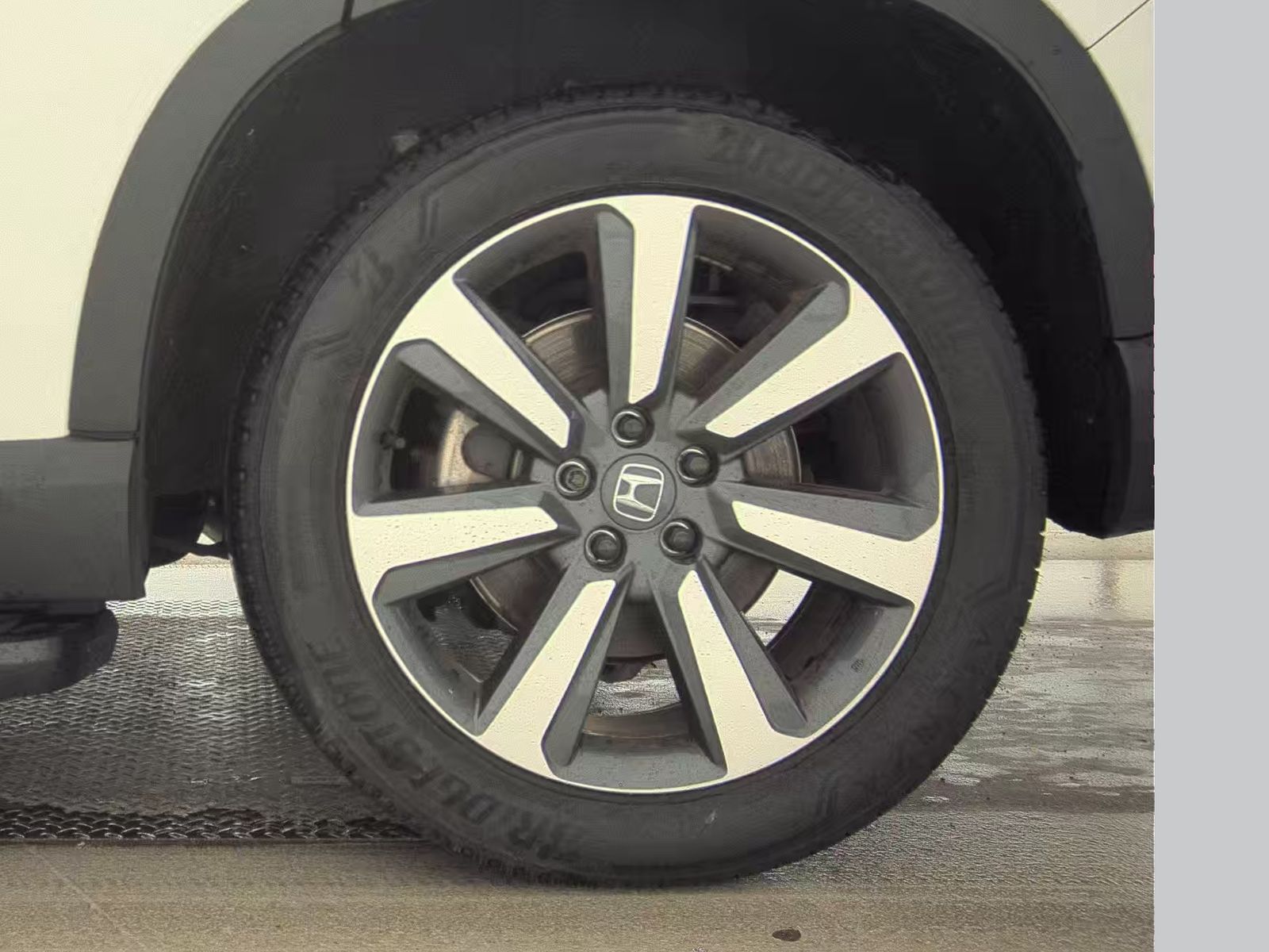 2025 Honda Pilot Touring AWD