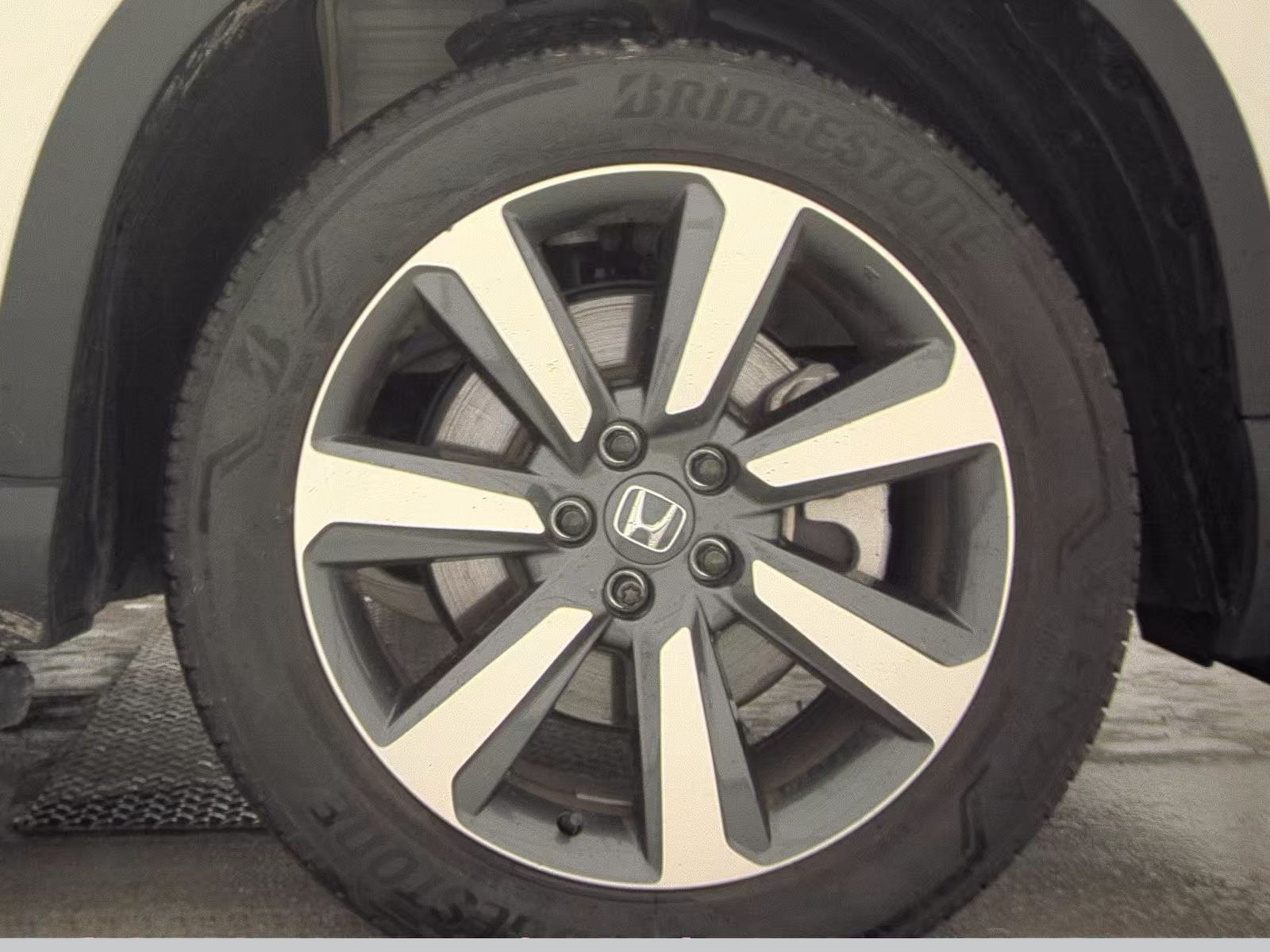 2025 Honda Pilot Touring AWD