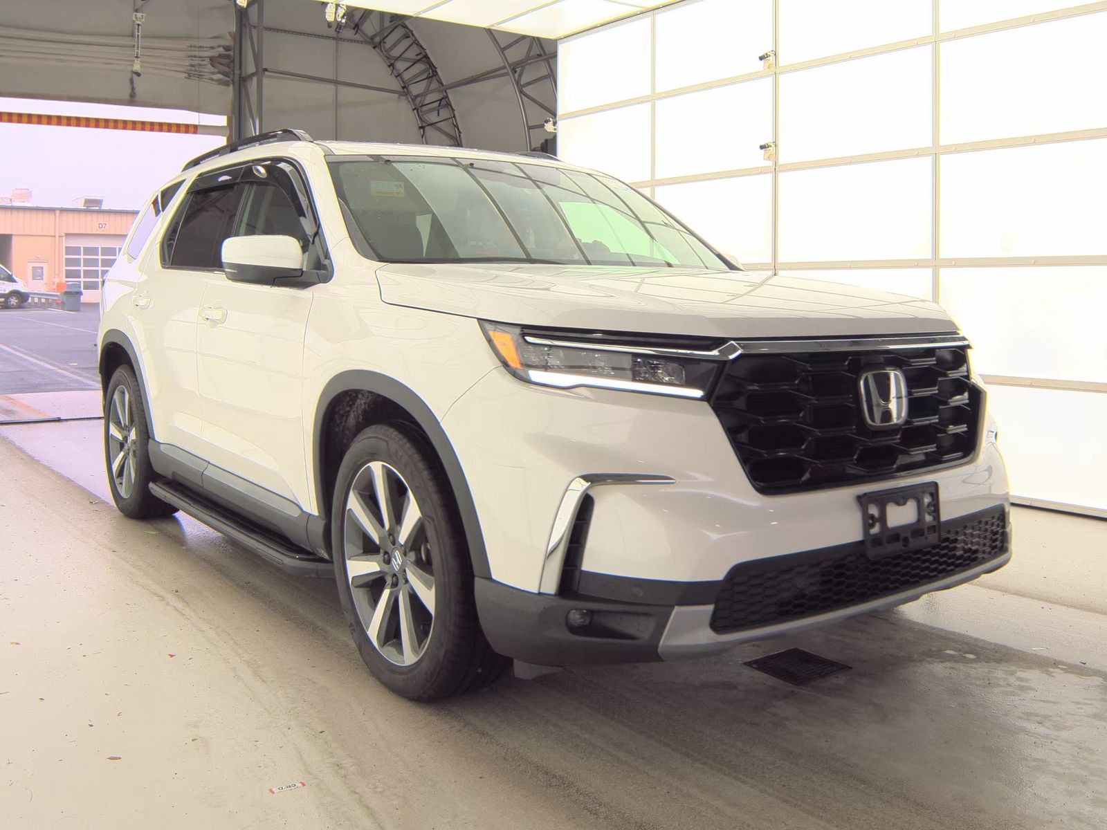 2025 Honda Pilot Touring AWD