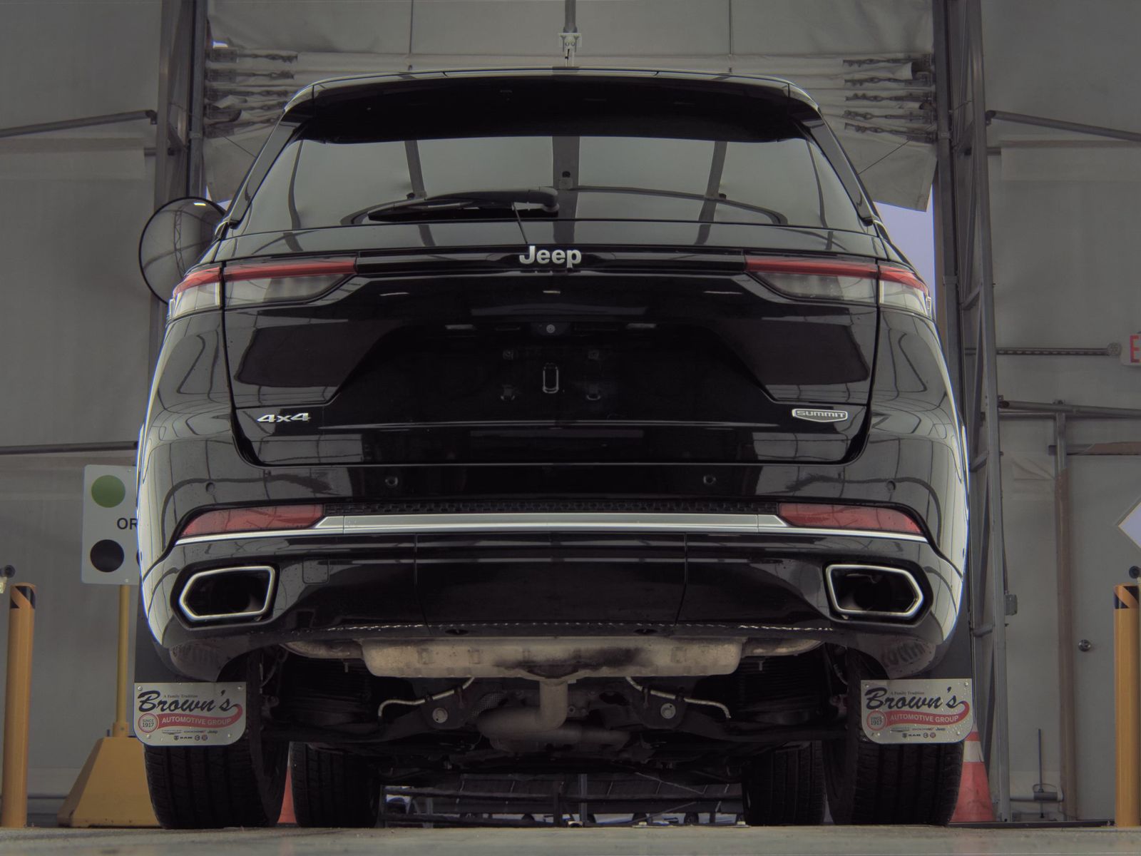 2022 Jeep Grand Cherokee Summit Reserve AWD