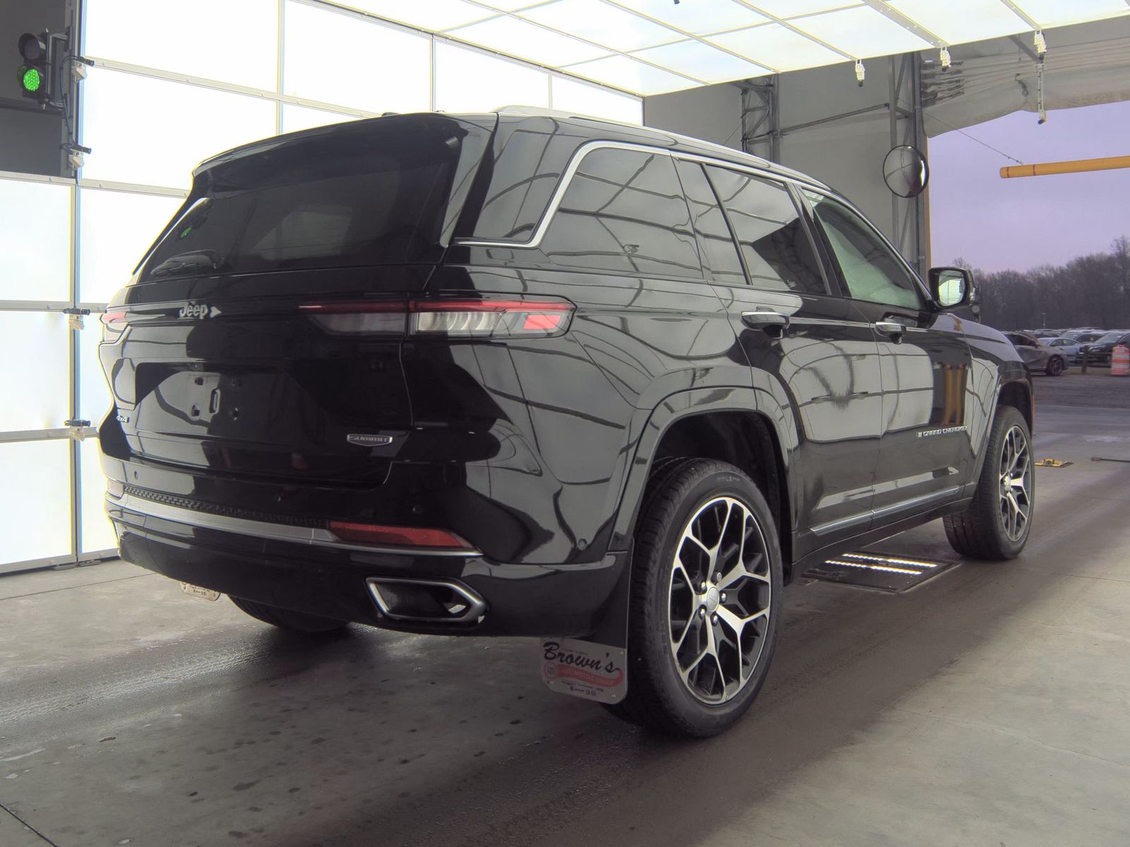 2022 Jeep Grand Cherokee Summit Reserve AWD