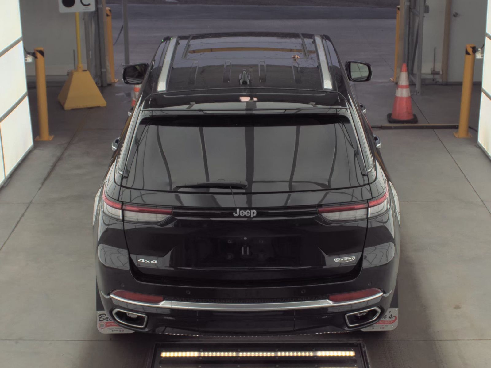 2022 Jeep Grand Cherokee Summit Reserve AWD