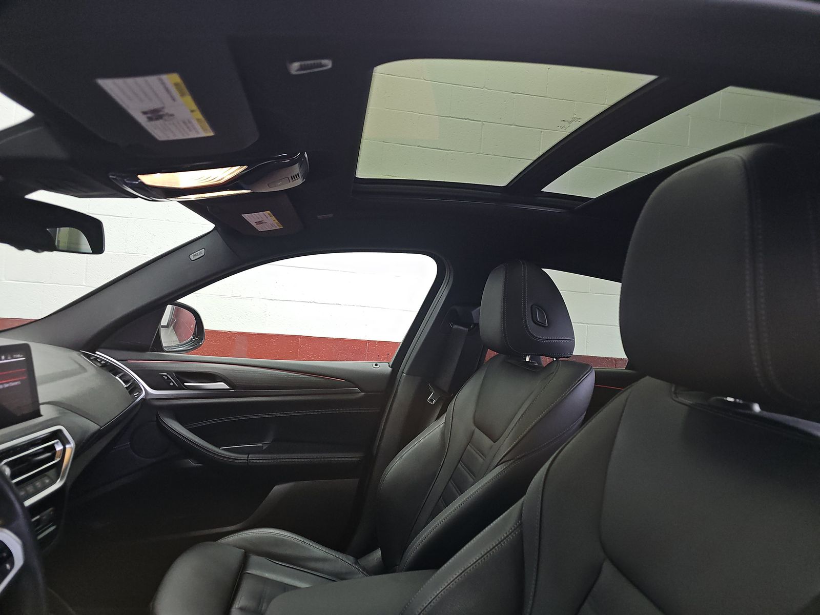 2023 BMW X4 xDrive30i AWD