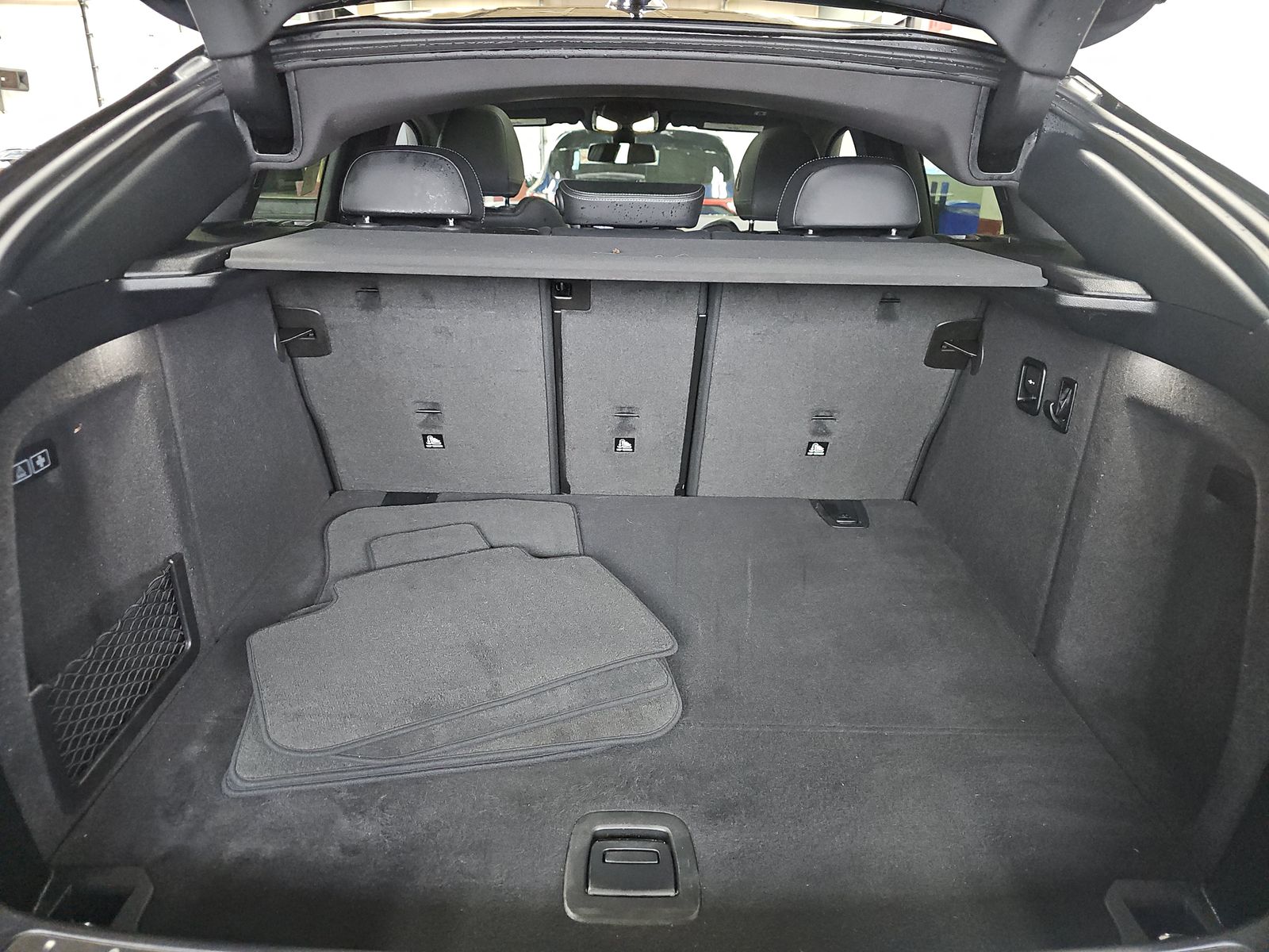 2023 BMW X4 xDrive30i AWD