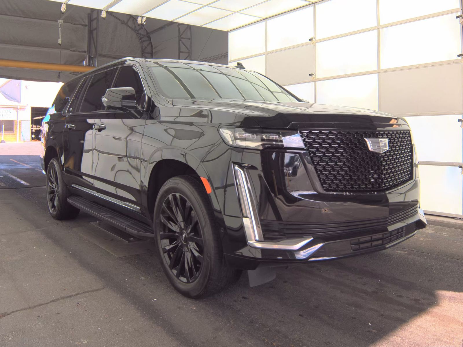2023 Cadillac Escalade ESV Premium Luxury AWD