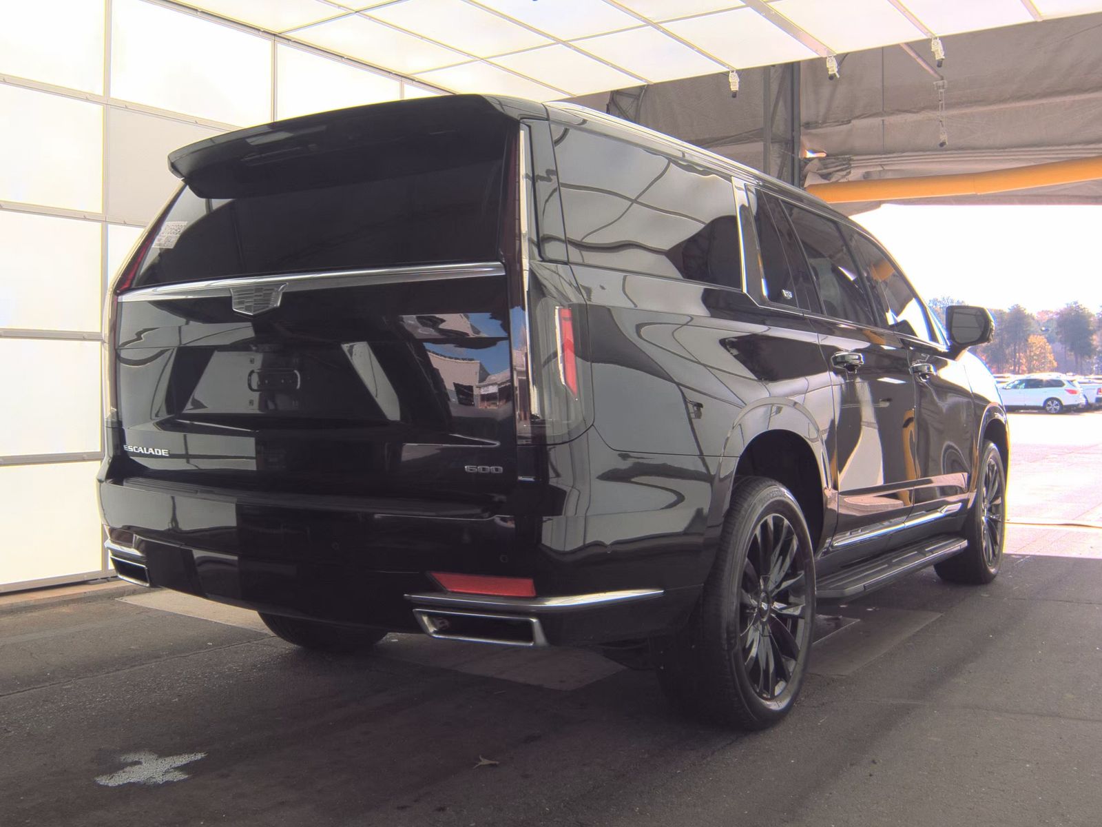 2023 Cadillac Escalade ESV Premium Luxury AWD